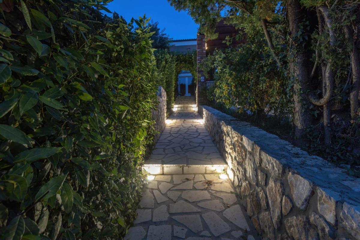 Cvrk Family House Нови-Винодолски Экстерьер фото